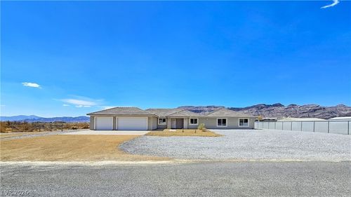 5880 Johnnie Mine St, Pahrump, NV, 89060-1708 | Card Image