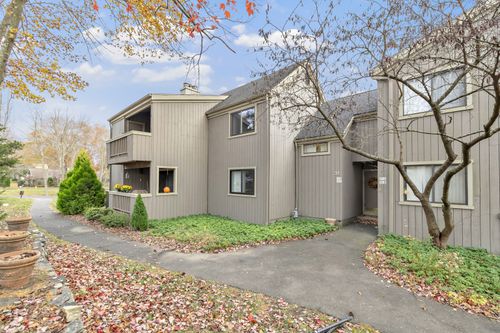 d-35 Algonquin Ln, Stratford, CT, 06614-8164 | Card Image