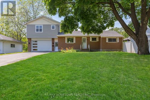 49 Fairway Cres, Brockville, ON, K6V3V1 | Card Image