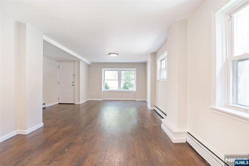 285 Orchard Ter, Bogota, NJ, 07603-1257 | Card Image
