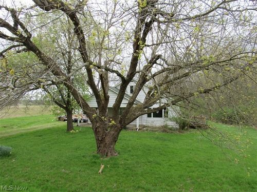 1838 Kinsman Rd Ne, North Bloomfield, OH, 44450-9728 | Card Image