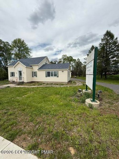 2176 Route 115, Brodheadsville, PA, 18322-7100 | Card Image