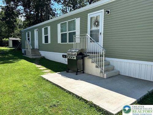 trlr-17-8220 Airport Rd, NORTHAMPTON, PA, 18067-9734 | Card Image