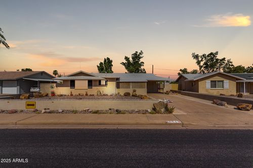 12643 N 111th Ave, Sun City, AZ, 85351-3341 | Card Image