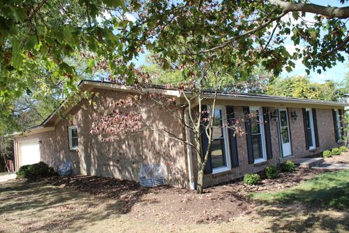 3193 Carriage Ln, Lexington, KY, 40517-3912 | Card Image