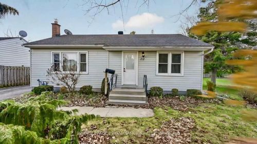 773 Royal Crescent, Prescott, ON, K0E1T0 | Card Image