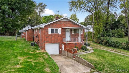 1227 Ridge Ave, Collinsville, IL, 62234-4539 | Card Image