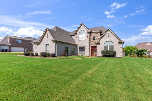 5113 Melissa Woods Dr, Bartlett, TN, 38135-6158 | Card Image