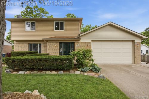 2850 Elmwood Ave, Ann Arbor, MI, 48104-6628 | Card Image