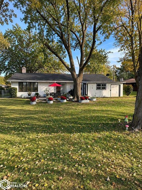 1219 N 12th Street, Chariton, IA, 50049 | Card Image