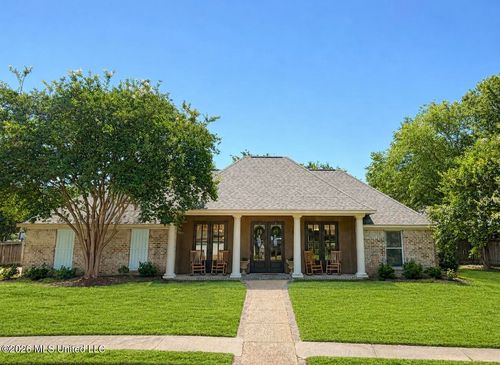 285 Lighthouse Ln, Brandon, MS, 39047-7019 | Card Image
