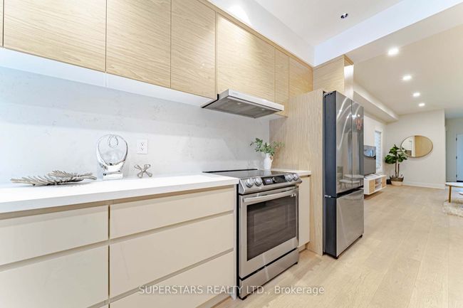 9 Neeley Rd, House attached with 5 bedrooms, 4 bathrooms and 3 parking in Markham ON | Image 6