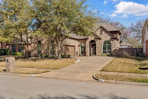 2303 Regina Dr, Corinth, TX, 76210-6475 | Card Image