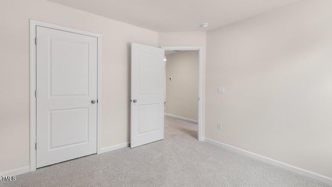 Altamont Bedroom 15 | Image 19