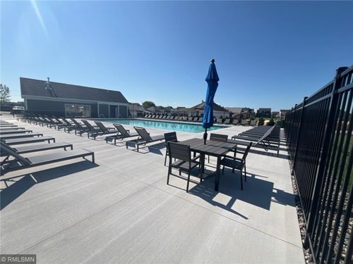 15261 110th Ave N, Osseo, MN, 55369-5735 | Card Image