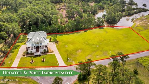 6100 Ascot Dr, Biloxi, MS, 39532-5755 | Card Image