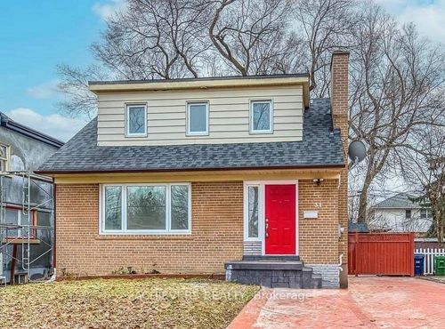 31 Genthorn Ave, Etobicoke, ON, M9W2S8 | Card Image