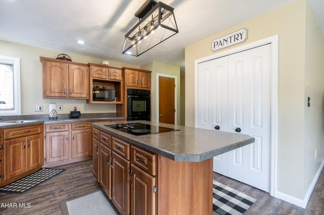 1474 Locke Mountain Rd, House other with 3 bedrooms, 3 bathrooms and null parking in HOLLIDAYSBURG PA | Image 15