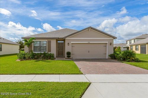 6784 Topaz Dr, Grant Valkaria, FL, 32949-8292 | Card Image