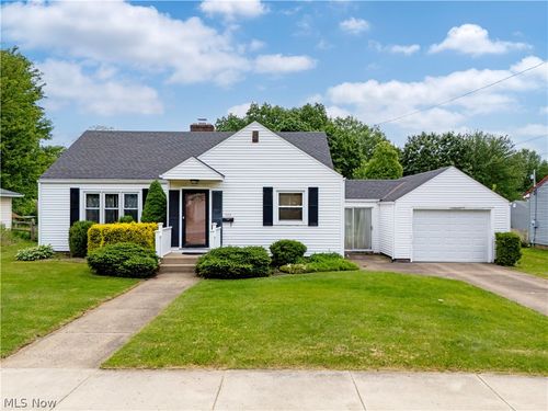 927 S Heltman Avenue, Ashland, OH, 44805 | Card Image