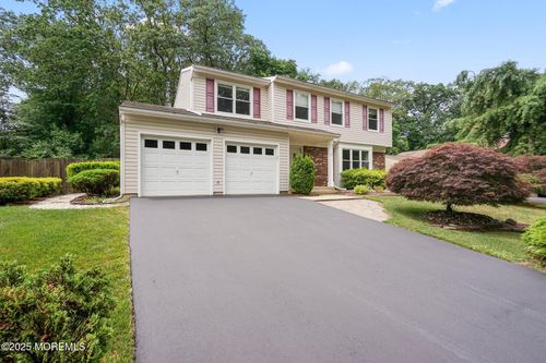 11 Hazelwood Ct, Howell, NJ, 07731-1657 | Card Image