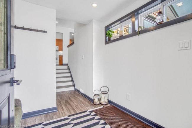 82 Shea Cres, House other with 6 bedrooms, 2 bathrooms and 8 parking in Kitchener ON | Image 5