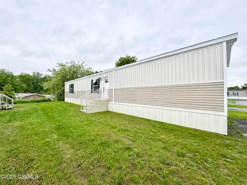 197 Lunar Ln, Milton, PA, 17847-2150 | Card Image