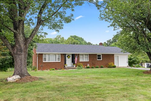 934 Burks Hill Rd, Bedford, VA, 24523-3203 | Card Image
