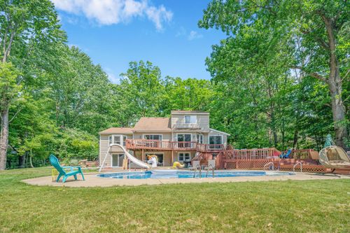 13421 Woodland Ct, Big Rapids, MI, 49307-9448 | Card Image