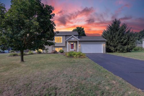 17-2850 Bark Court, Solon Township, MI, 49319 | Card Image