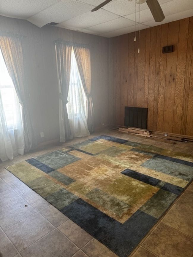 303 Prairie St, House other with 3 bedrooms, 1 bathrooms and 3 parking in Pontiac IL | Image 4