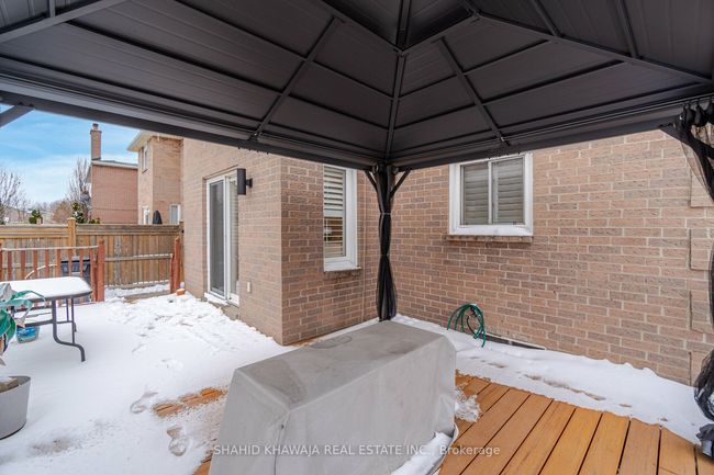 520 Ceremonial Dr, House other with 4 bedrooms, 3 bathrooms and 3 parking in Mississauga ON | Image 34