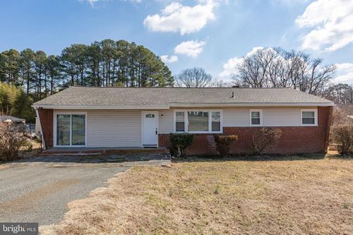 1305 Bragg Rd, FREDERICKSBURG, VA, 22407-4915 | Card Image