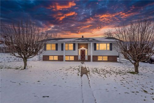 1029 James St, Latrobe, PA, 15650-2118 | Card Image