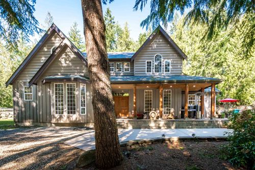 6979 Sechelt Inlet Rd, Sechelt, BC, V7Z0P1 | Card Image