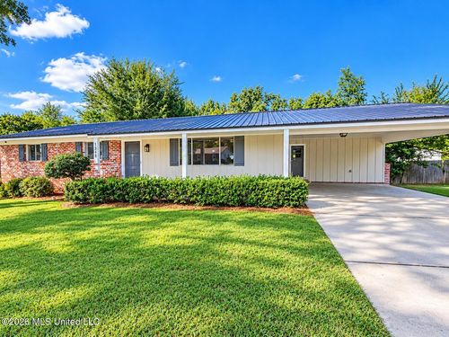 1348 Winterview Dr, Jackson, MS, 39211-3234 | Card Image