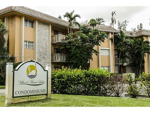 d107-7400 Miami Lakes Dr, Miami Lakes, FL, 33014-6844 | Card Image