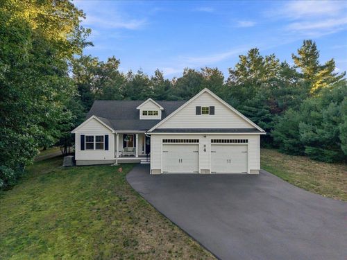 4 Sunningdale Dr, Somersworth, NH, 03878-1641 | Card Image