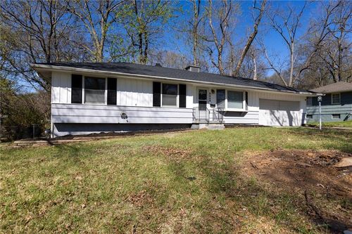 8608 Kentucky Ave, Raytown, MO, 64138-3149 | Card Image