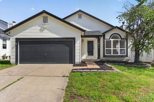 453 Seton Hall Ct, Valley Park, MO, 63088-2319 | Card Image