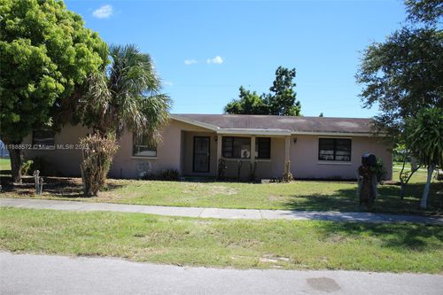 15121 Sw 105th Ct, Miami, FL, 33176-7749 | Card Image