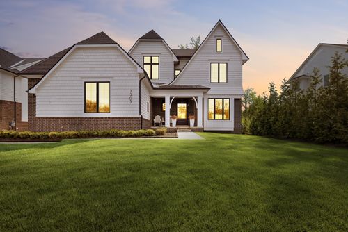 7303 Brookside Village Ct, Bloomfield Hills, MI, 48301-2872 | Card Image