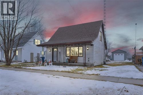 32 Ella St S, Tilbury, ON, N0P2L0 | Card Image