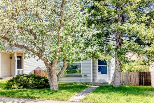 48 Millcrest Way Sw, Calgary, AB, T2Y2J4 | Card Image