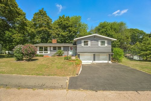 6 Darrell Dr, Randolph, MA, 02368-4810 | Card Image