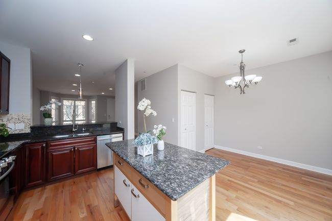 Pantry in the Table Area | Image 10