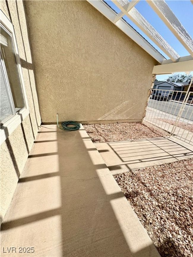 View of patio / terrace | Image 23