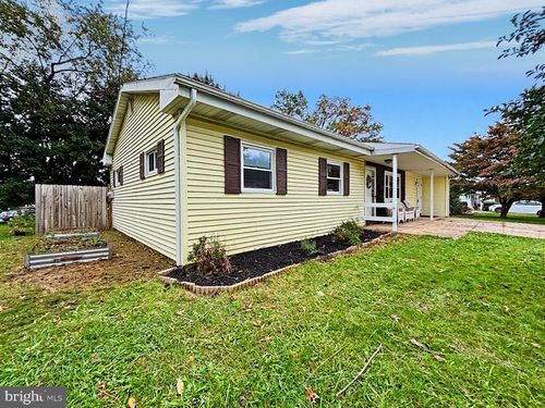 727 E Birch St, PALMYRA, PA, 17078-2703 | Card Image