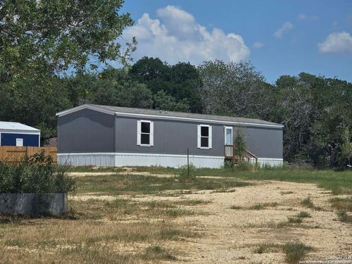 b-120 Rolling Hills Dr, La Vernia, TX, 78121-5620 | Card Image