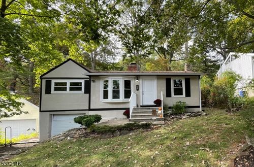 19 Shawnee Pkwy, Wharton, NJ, 07885-2915 | Card Image